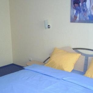Imagen de la habitación del Hotel Helvita. Foto 6