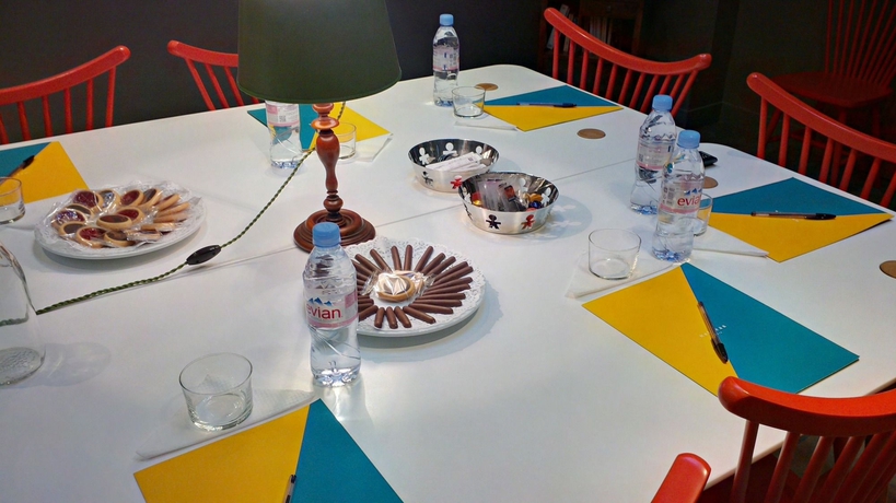 Imagen de los interiores del Hotel Helzear Champs Elysées Suites. Foto 6