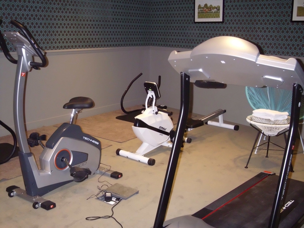 Imagen de los interiores del Hotel Helzear Champs Elysées Suites. Foto 8