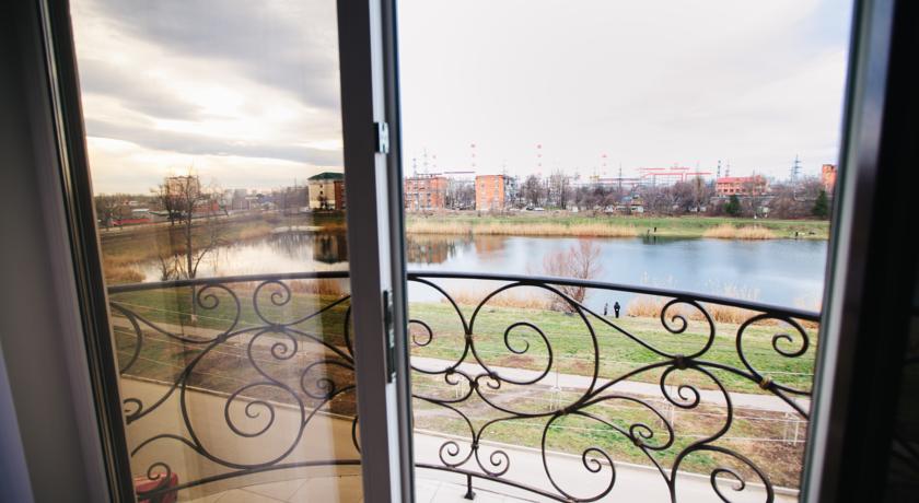 Imagen de los interiores del Hotel Hemingway. Foto 11