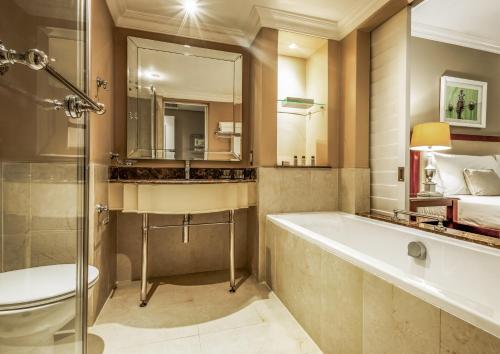 Imagen general del Hotel Hemingways. Foto 6