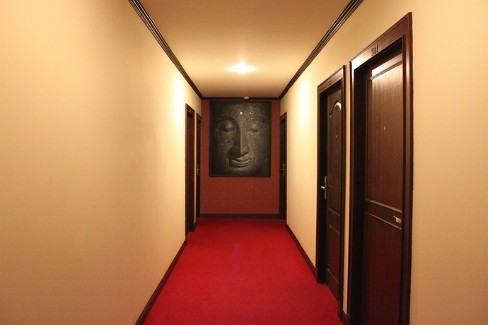 Imagen de los interiores del Hotel Hemingway's. Foto 16