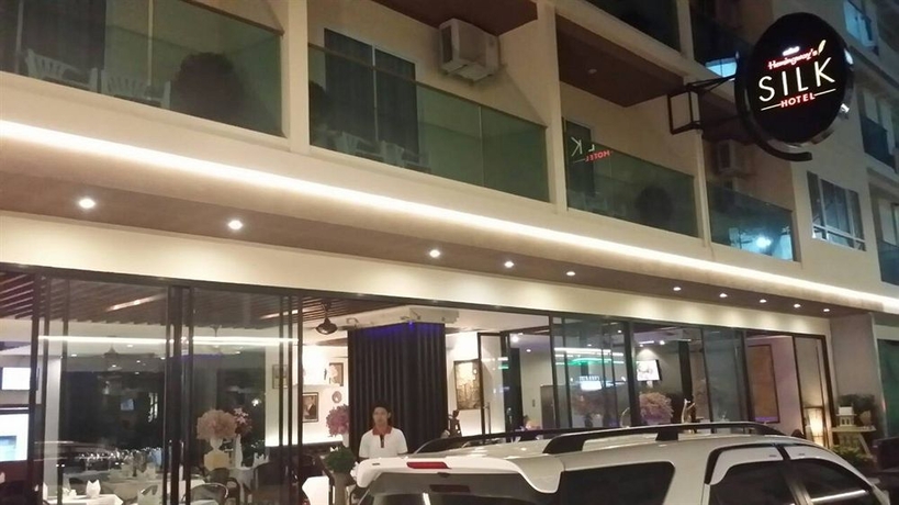 Imagen de los exteriores del Hotel Hemingways Silk. Foto 13