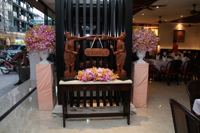 Imagen de los interiores del Hotel Hemingways Silk. Foto 16