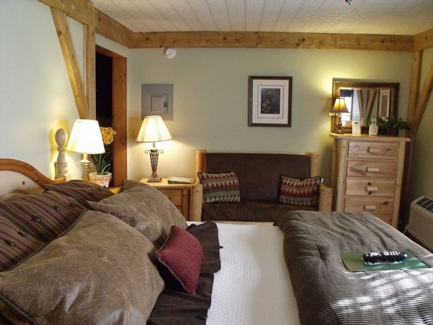 Imagen de los interiores del Hotel Hemlock Inn. Foto 13