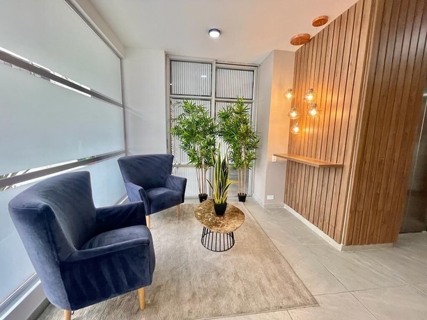 Imagen de los interiores del Hotel Hemma Bogot&aacute; Chapinero Premium Suites. Foto 17