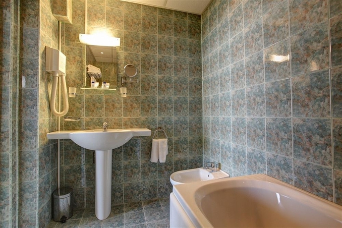 Imagen de la habitación del Hotel Hemus. Foto 7