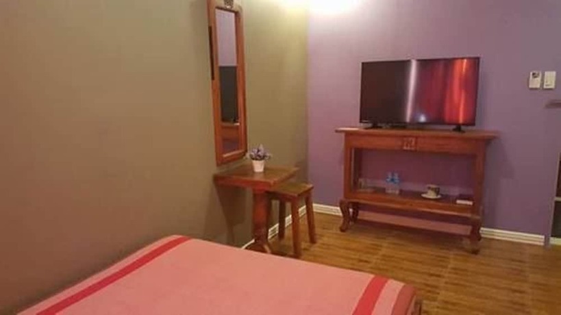 Imagen de la habitación del Hotel Henady Inn Annex. Foto 11