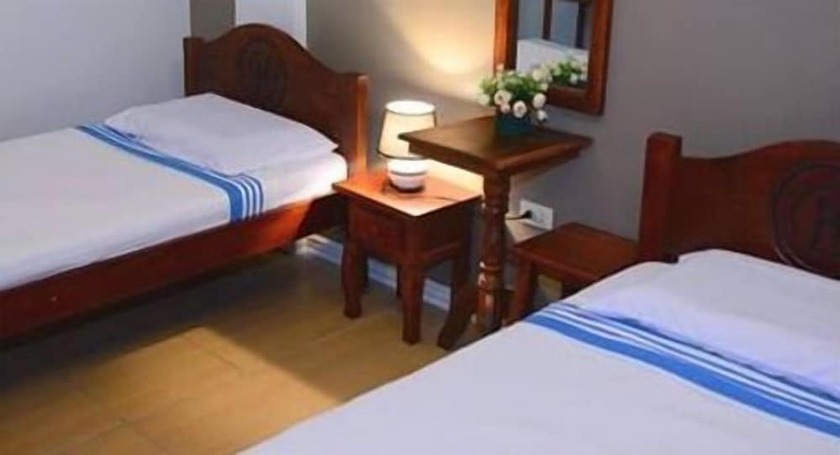 Imagen de la habitación del Hotel Henady Inn Annex. Foto 17