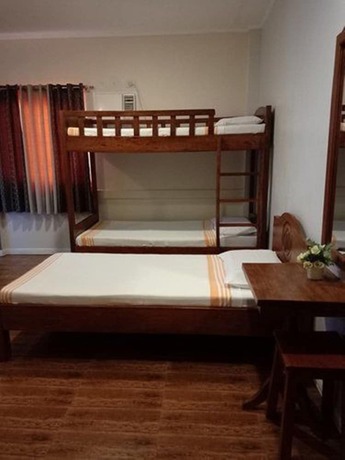 Imagen de la habitación del Hotel Henady Inn Annex. Foto 20