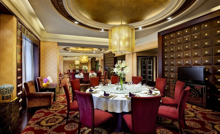 Imagen del bar/restaurante del Hotel Henan Sky-land Gdh. Foto 3