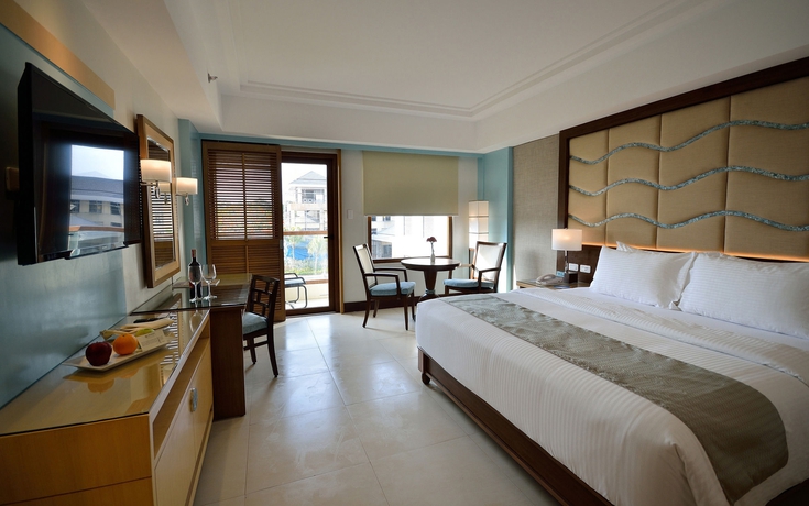 Imagen de la habitación del Hotel Henann Resort Alona Beach. Foto 12