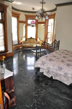 Imagen de la habitación del Hotel Henderson Castle Inn. Foto 15