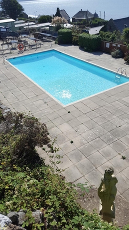 Imagen de la piscina del Hotel Hendre Coed Isaf. Foto 18