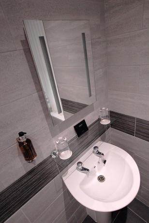 Imagen de la habitación del Hotel Hen-dy Bandb. Foto 3