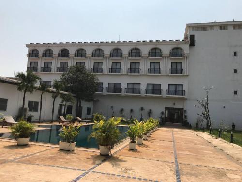 Imagen general del Hotel Hengly Mohasambath Hotel & Spa. Foto 15