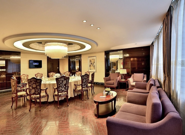 Imagen del bar/restaurante del Hotel Hengna International. Foto 3