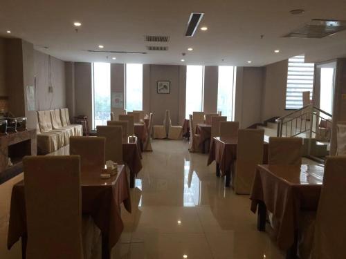 Imagen de la habitación del Hotel Hengshui Kun Lun Heping Road. Foto 8