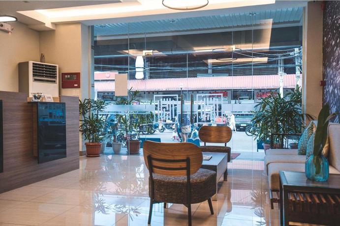Imagen de los interiores del Hotel Henia. Foto 19