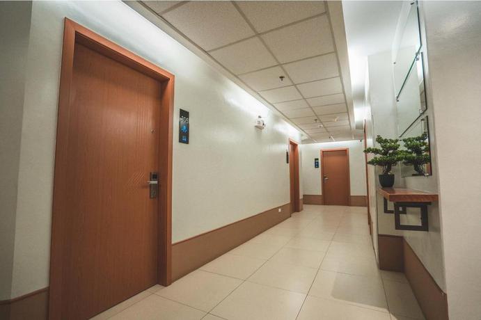 Imagen de los interiores del Hotel Henia. Foto 20