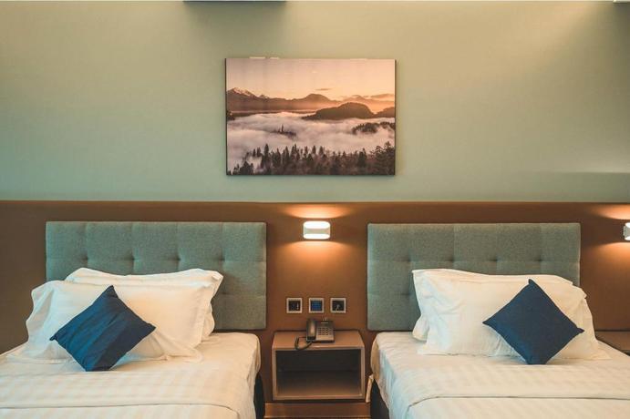Imagen de la habitación del Hotel Henia. Foto 7