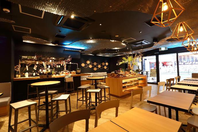 Imagen del bar/restaurante del Hotel Henn Na Osaka Namba. Foto 3