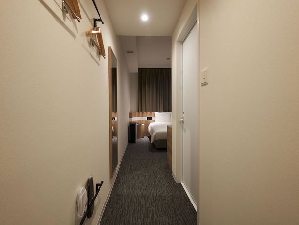 Imagen de la habitación del Hotel Henna Komatsu Ekimae. Foto 6