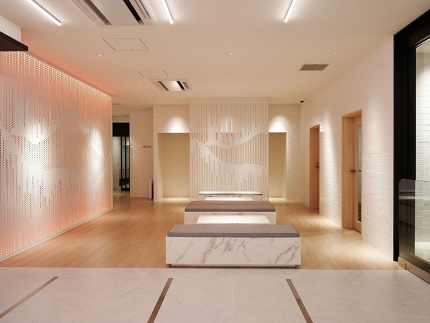 Imagen de los interiores del Hotel Henna Komatsu Ekimae. Foto 13