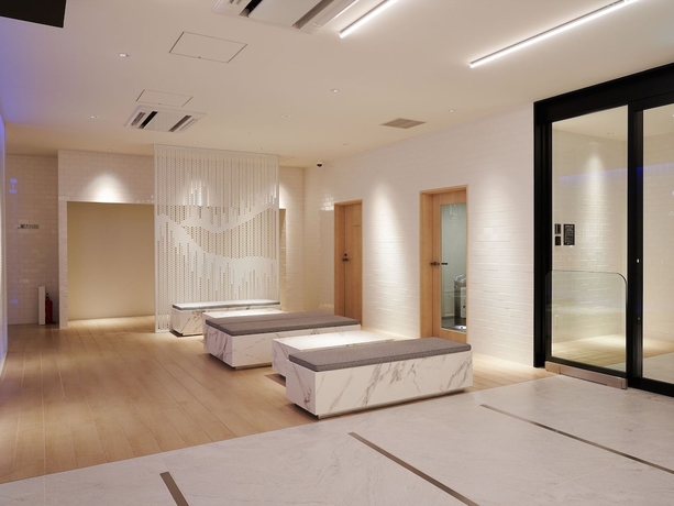 Imagen de los interiores del Hotel Henna Komatsu Ekimae. Foto 15