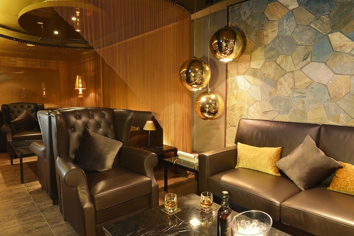 Imagen del bar/restaurante del Hotel Hennessy. Foto 5