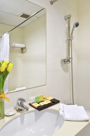 Imagen de la habitación del Hotel Hennessy. Foto 10