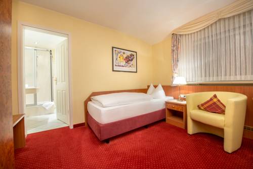 Imagen de la habitación del Hotel Hennies. Foto 7