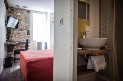 Imagen de la habitación del Hotel Henri Iv, Nerac. Foto 6