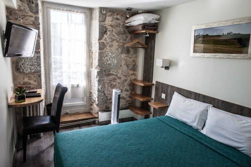 Imagen de la habitación del Hotel Henri Iv, Nerac. Foto 7
