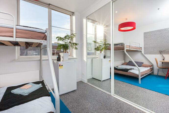 Imagen general del Hotel Henrietta, Carlton Studio Apartment. Foto 8