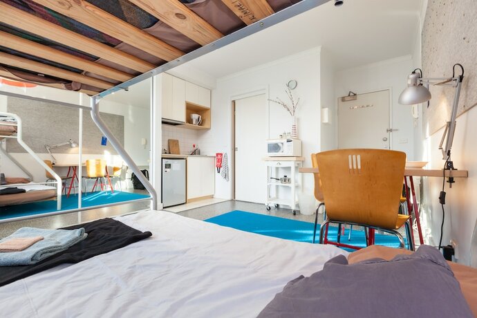 Imagen general del Hotel Henrietta, Carlton Studio Apartment. Foto 11