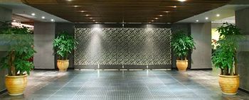 Imagen de los interiores del Hotel Henry Business. Foto 12