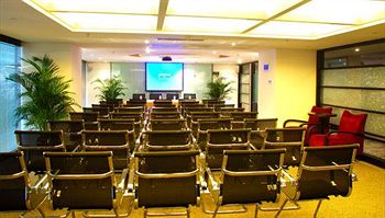 Imagen de los interiores del Hotel Henry Business. Foto 15