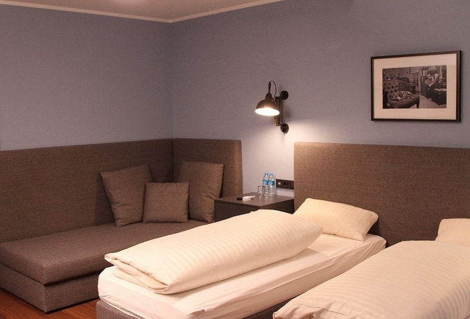 Imagen de la habitación del Hotel Henry, Dreieich. Foto 5