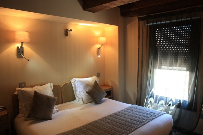 Imagen de la habitación del Hotel Henry Ii. Foto 4