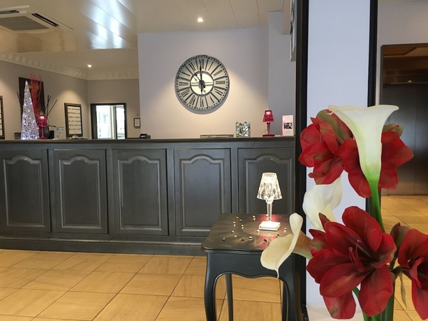 Imagen de los interiores del Hotel Henry Ii. Foto 17