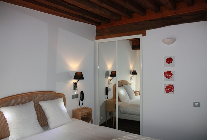 Imagen de la habitación del Hotel Henry Ii. Foto 5