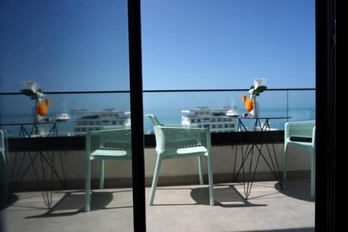 Imagen de los interiores del Hotel Henry Resort And Spa. Foto 11