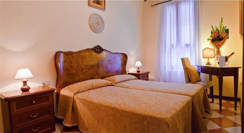 Imagen de la habitación del Hotel Henry, Venecia. Foto 7