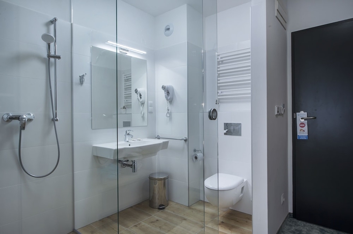 Imagen de la habitación del Hotel Henryk, Swinoujscie. Foto 13