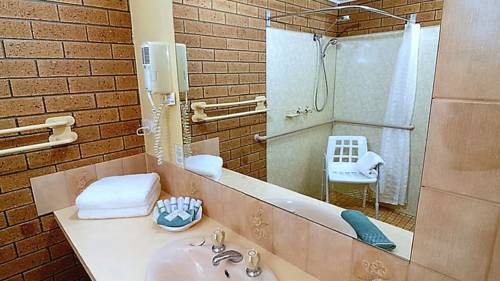 Imagen de la habitación del Hotel Hepburn Springs Motor Inn. Foto 4