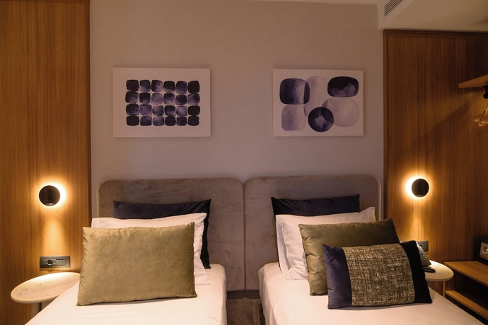 Imagen de la habitación del Hotel Hera Axd. Foto 12