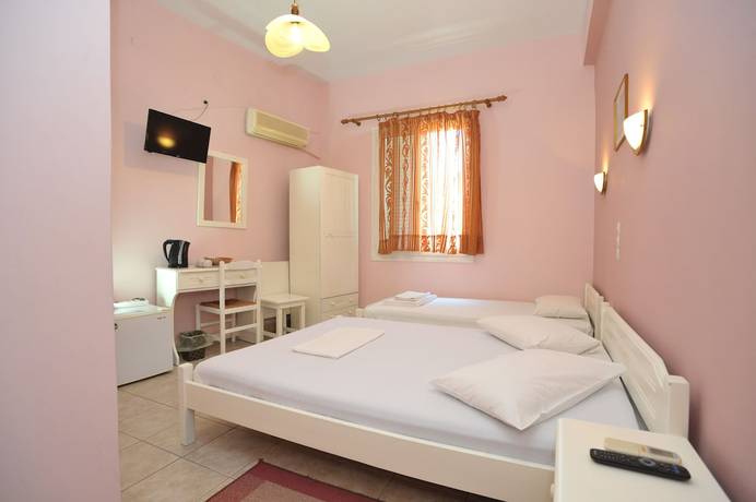 Imagen de la habitación del Hotel Hera, Nauplia. Foto 12