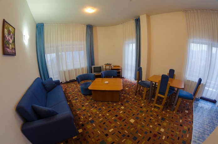 Imagen de los interiores del Hotel Hera Predeal. Foto 10