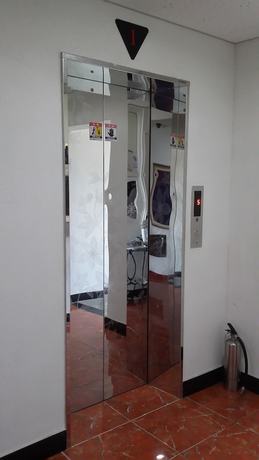 Imagen de los interiores del Hotel Hera, Seogwipo. Foto 20